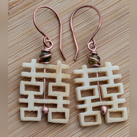Carved Bone Kanji Earrings Pure Copper Wire Rare Green Apatite Gems - Picture 8 of 11